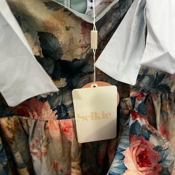 Selkie Château Paper Buttercream Dress - Picture 6 of 10